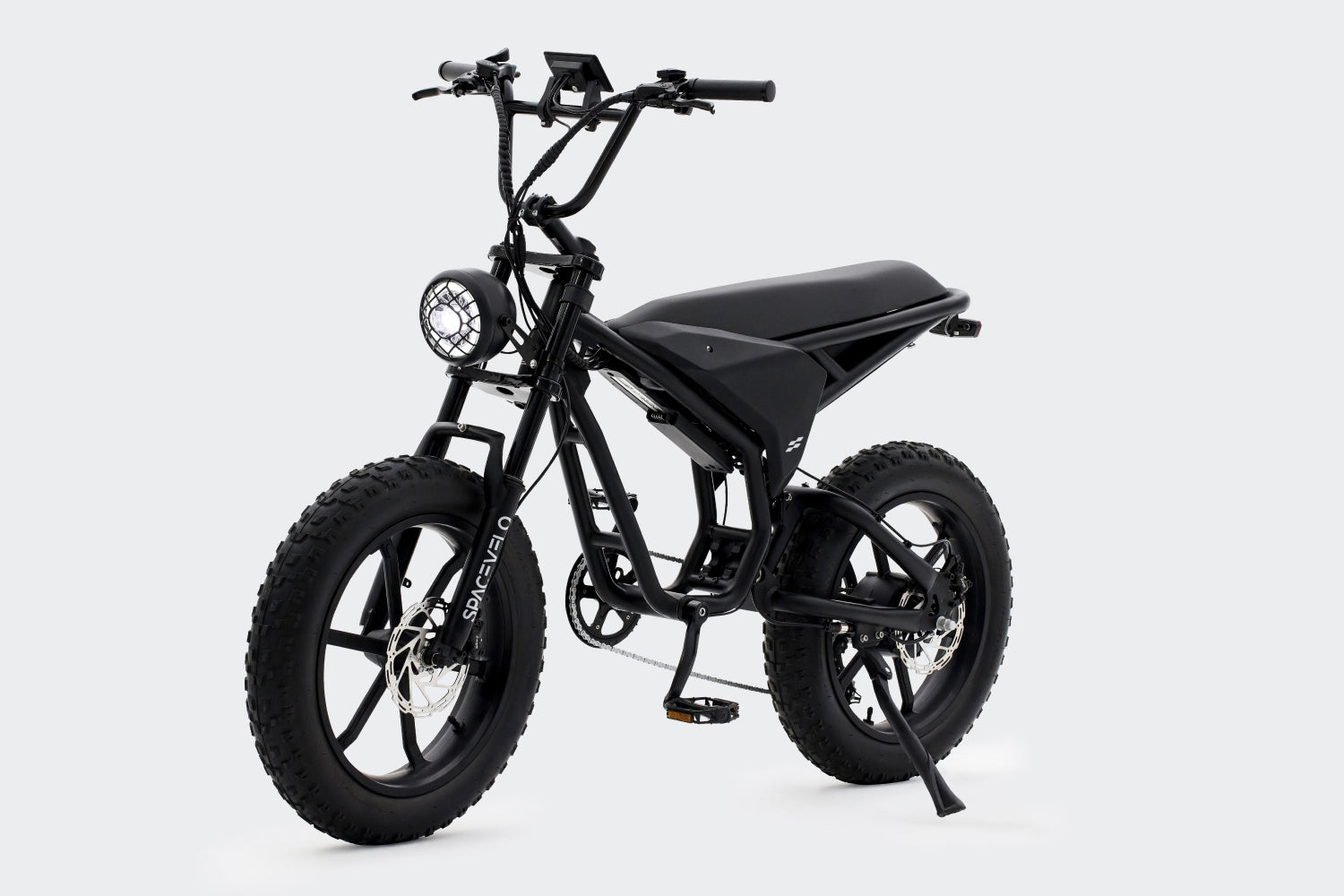 A side view of the SPACEVELO Blitz S1 electric bike showcasing its robust fat tires and sleek black frame, designed for versatile urban and off-road use.